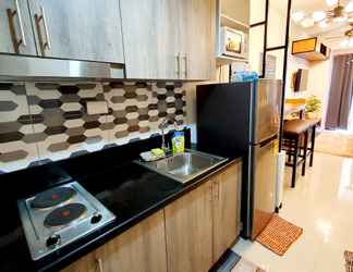 Others 2 S Residences MOA Condo Stunnin Condo T1