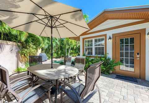 Others Anna Maria Island Surfside Bungalow