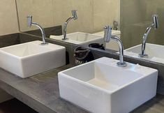 其他 5 Impeccable 4-bedroom Beach House With a Great View