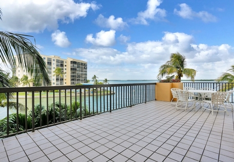 Others Harbor Point 224 - Bay Beach Lane 2 Bedroom Condo by Redawning