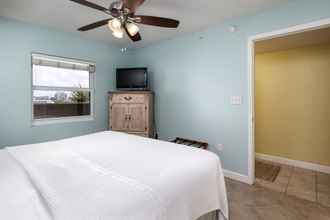 Others 4 Pelican Isle 315 By Brooks And Shorey Resorts 1 Bedroom Condo by Redawning