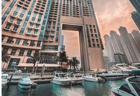 Others Address Dubai Marina Residences