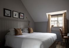 Lain-lain 2 The White Hart