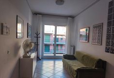 기타 7 Colombo 7 in Marina di Andora