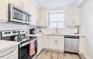 Others 3 1BR Apt - With King Bed Netflix- Close to DT
