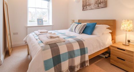 Others 2 Feathers, Blythburgh