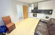 Lain-lain 6 2-bedroom House in South London - Sutton