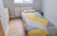 Lain-lain 4 2-bedroom House in South London - Sutton