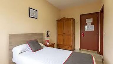 기타 4 Hostal Restaurante Asador EL PAISANO