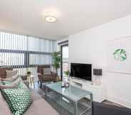 Others 5 Stylish Modern Apt Central Walk Everywhere Free Parking