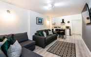 Others 2 Cosy and Modern Super Central 2 Bed Apt