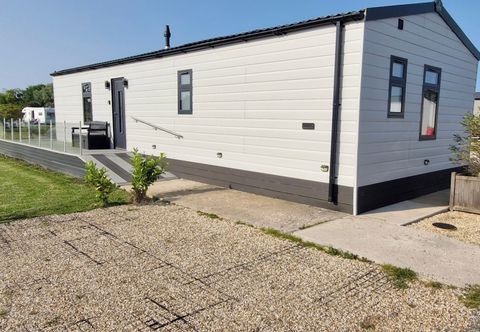 Others Waterside Lodge - Dog Friendly, Sutton on Sea