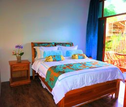 Others 4 Holiday Guest House With Spa