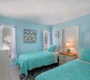 Others 4 Coquina Cottage B 2 Bedroom Home by Redawning