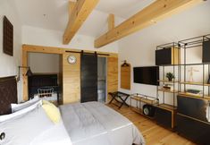 其他 3 The Vine on main