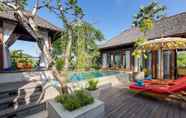 อื่นๆ 4 Fascinating Beachfront 2 Br Villa in Seminyak