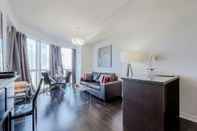 Lain-lain Downtown Toronto 2 Bedroom 2 Bath Suite Near Business District, U of T, Hospital