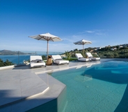 Others 5 Royal Bird, Stunning 4 Bedroom Seaview Villa, Private Pool, 700m From The Beach