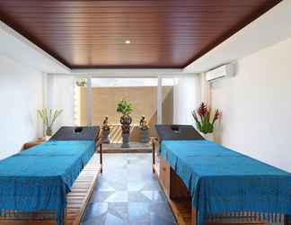 Others 2 Dazzling Beachfront 2 Br Villa in Seminyak