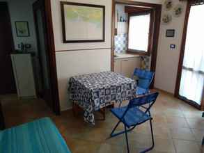 Others 4 Comfy Flat With Balcony at 30metres From the Beach