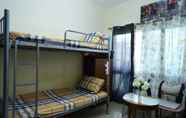 Lain-lain 6 Decent Boys Hostel