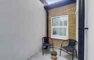 อื่นๆ 5 Lovely 1-bed Apartment in London With Courtyard