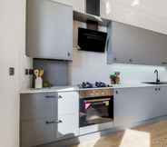 Lainnya 3 Lovely 1-bed Apartment in London With Courtyard