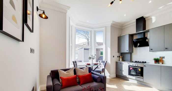 Others Lovely 1-bed Apartment in London With Courtyard