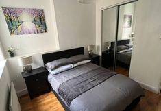 Others 4 Charming 1-bed Apartment in West London