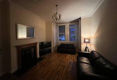 Others 6 Charming 1-bed Apartment in West London