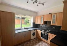 Others 5 Charming 1-bed Apartment in West London