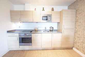 Lainnya 4 Excellent 2-bed Apartment in Colindale, London