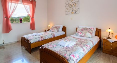 อื่นๆ 2 Villa Albion