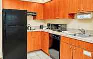 อื่นๆ 3 1BR Two Queen Beds With Shared Pool - Near Disney