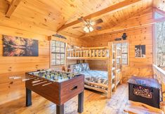 Others 6 Moonshine Ridge Cabin with Hot Tub and Fire Pit