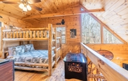 Khác 5 Moonshine Ridge Cabin with Hot Tub and Fire Pit