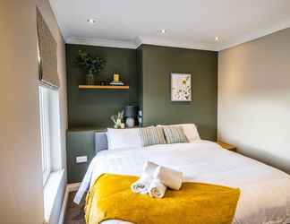 อื่นๆ 2 Stunning 2BD Family Retreat Swansea