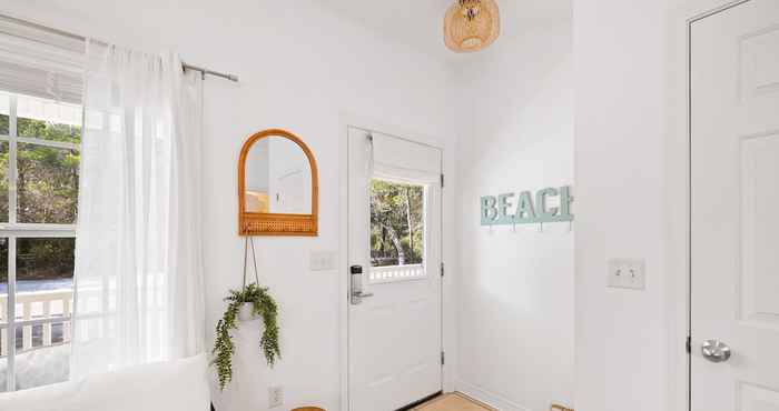 อื่นๆ 30A Beach House - Coconut Cottage by PHG