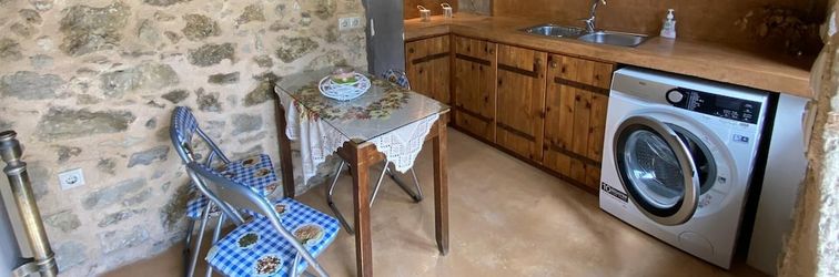 Others Stone House 3-bedroom 8 Persons