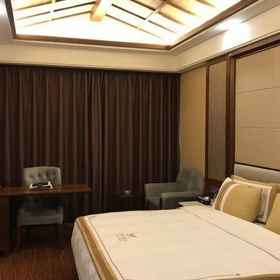 Room 1 Menluo Hotel, Lincang Airport (LNJ) Hotels