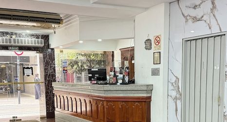 อื่นๆ 2 Diplomat Hotel