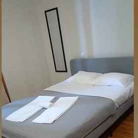 Room 1 Porto Brasil Hostel, St. Ignatius Zoo Hotels