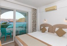 其他 6 Contess By Faros