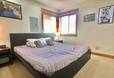 Others 2 Seattle Vacation Home At the Market