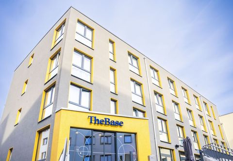 อื่นๆ The Base Berlin ONE