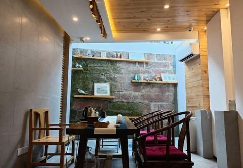 Lain-lain Emei Bamboo Hills Private Hot Spring Hostel