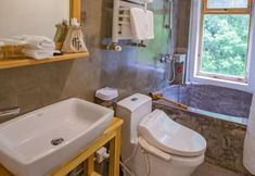 อื่นๆ 6 Emei Bamboo Hills Private Hot Spring Hostel