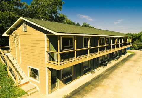 Others Flat Creek Lodge