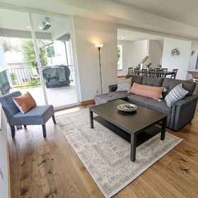 Primary image1Seattle Vacation Home Alki Beach House,西雅图公共图书馆飯店