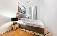 Others 5 Deluxe Apartment With Balcony Elevator and air Conditioning in the City Centre of D Bling Vienna